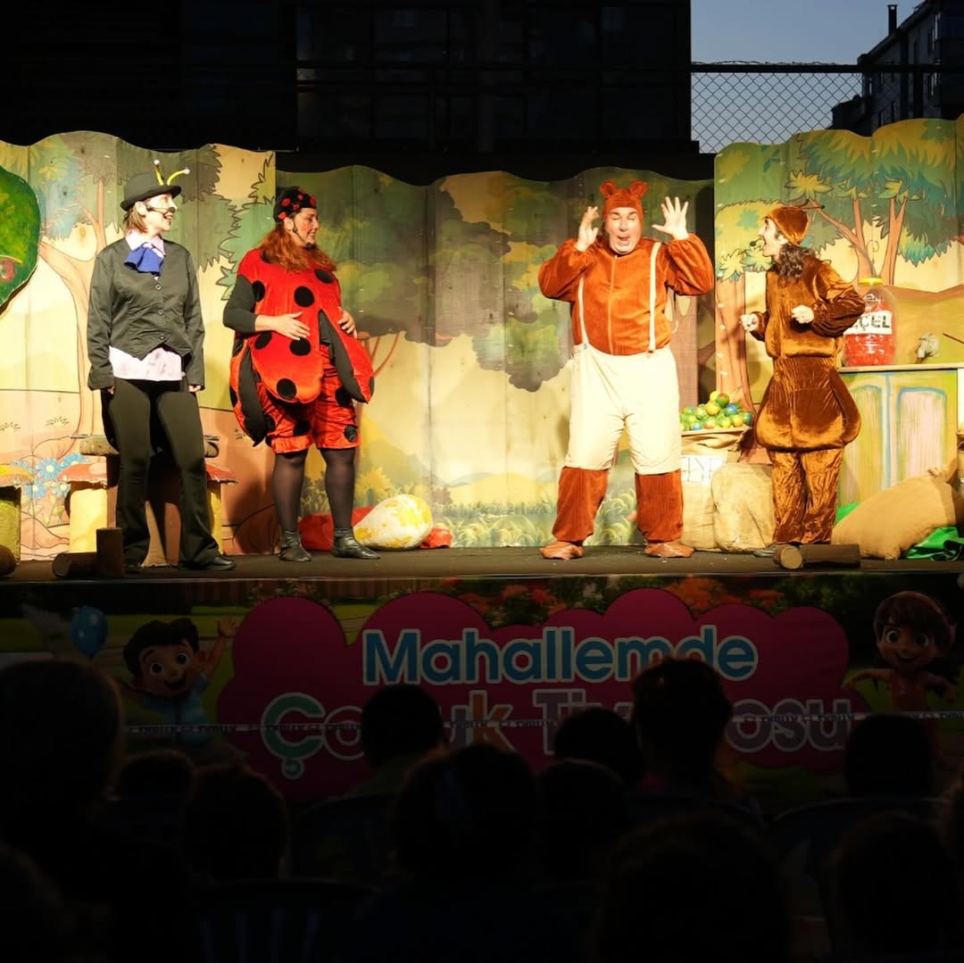Kadıköy Belediyesi- Mahallemde Çocuk Tiyatrosu
